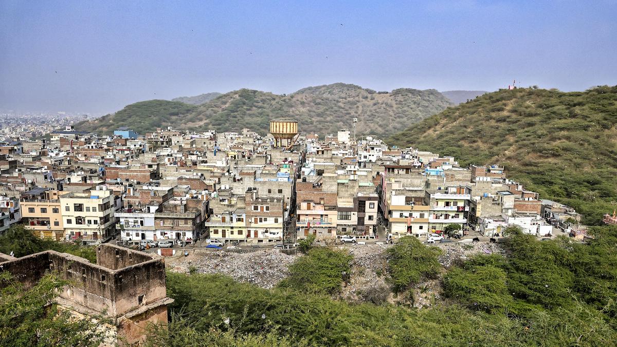 Supreme Court moves to redefine Aravalli Range, proposes expert panel amid mining and ecology concerns