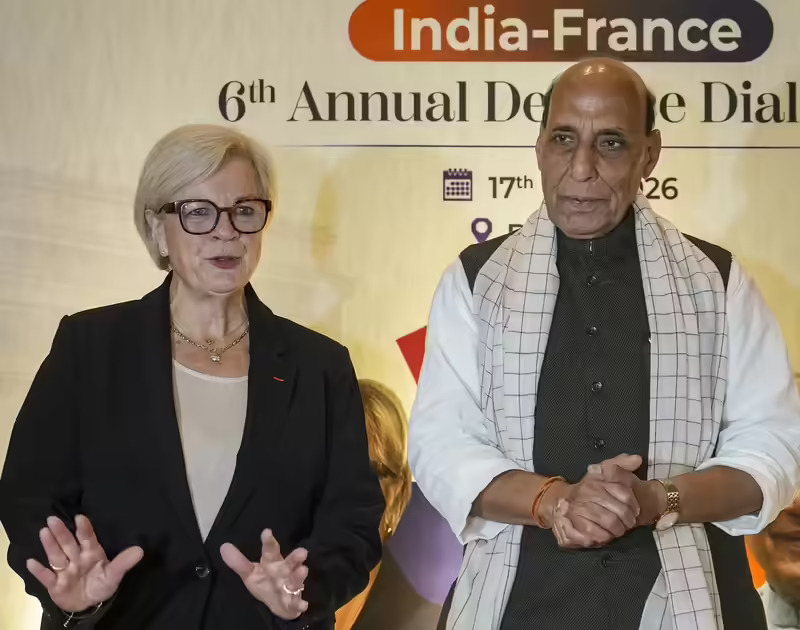 Rajnath Singh Pushes for 50% Indigenous Content in 114-Rafale Deal During Talks with France