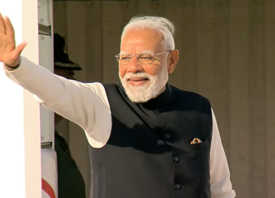 modi returns from israel