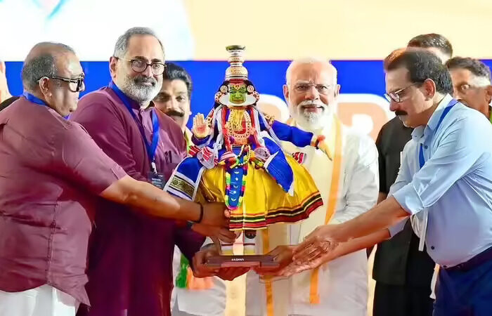 give nda 5 years to transform kerala modi