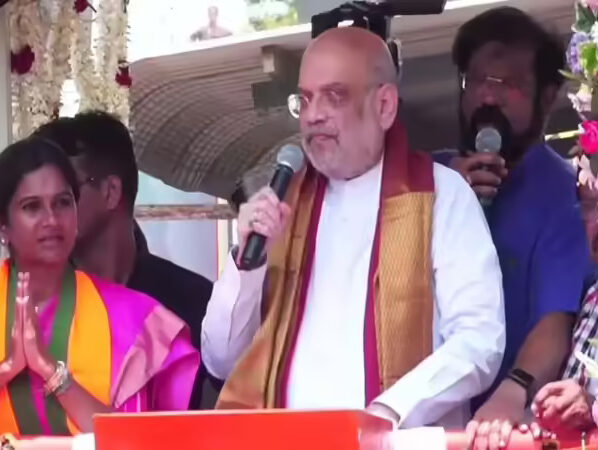 mk stalin wants to make his son cm amit shah slams dmk dynasty politics