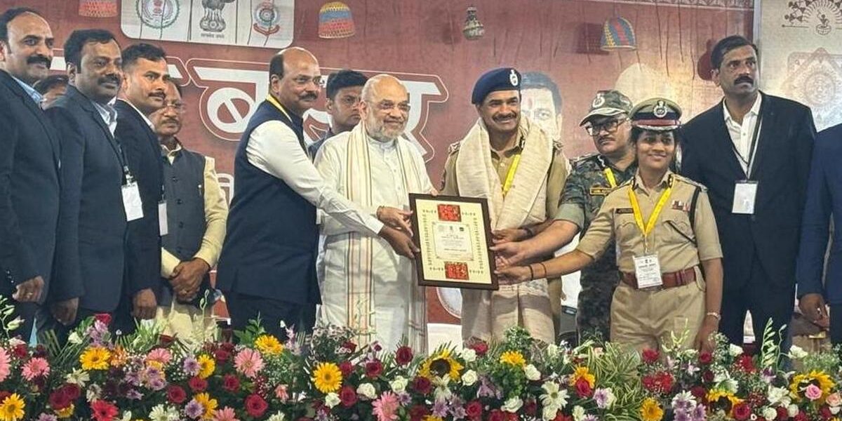 Amit shah honor police