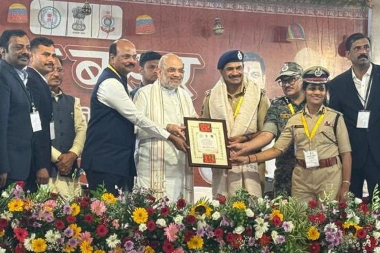 Amit shah honor police