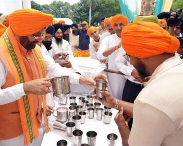 cm saini in gurudwara