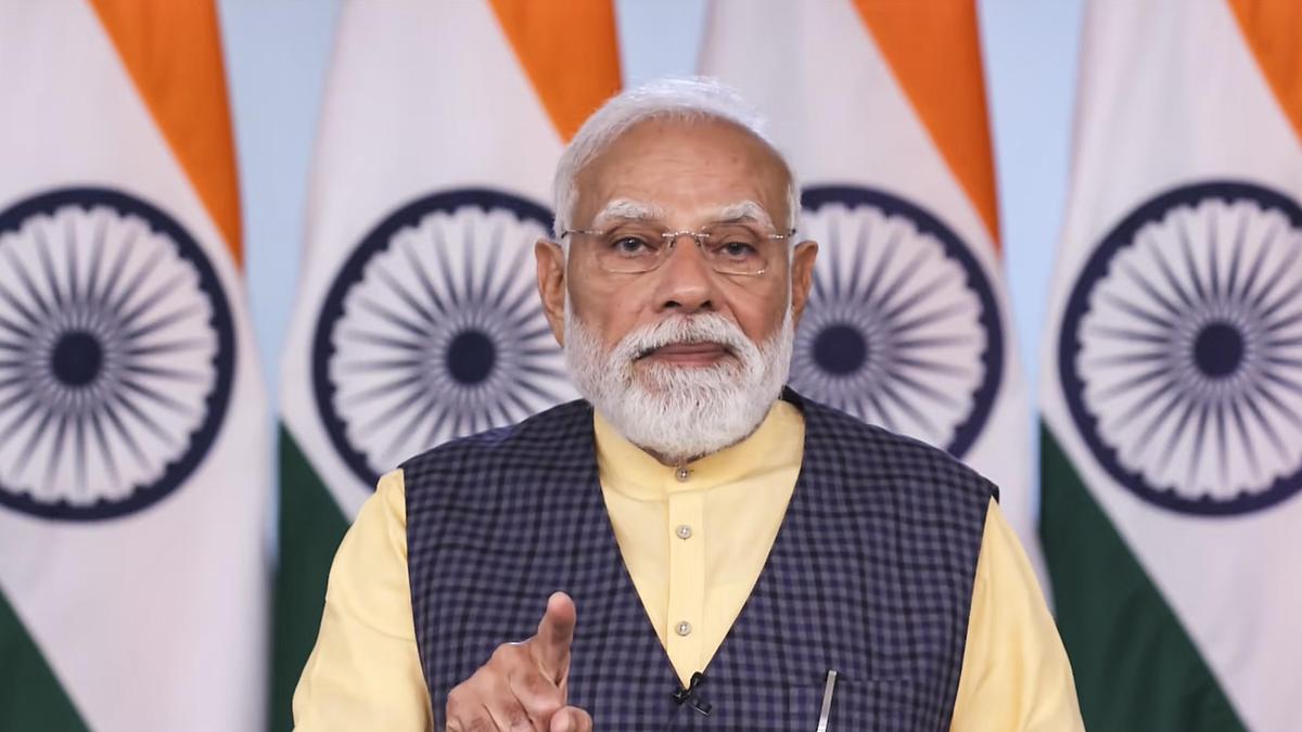 PM Modi Highlights India’s Unsung Heroes in Mann Ki Baat, Praises Athletes and Grassroots Changemakers