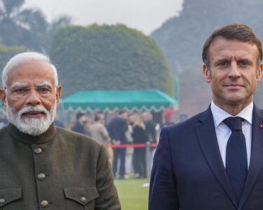 modi with france president