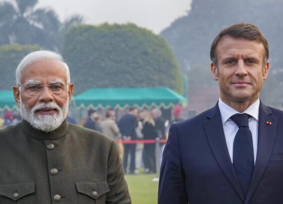 modi with france president