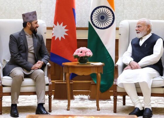 modi with nepal leader