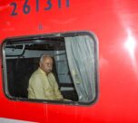 mohan bhagwat in train