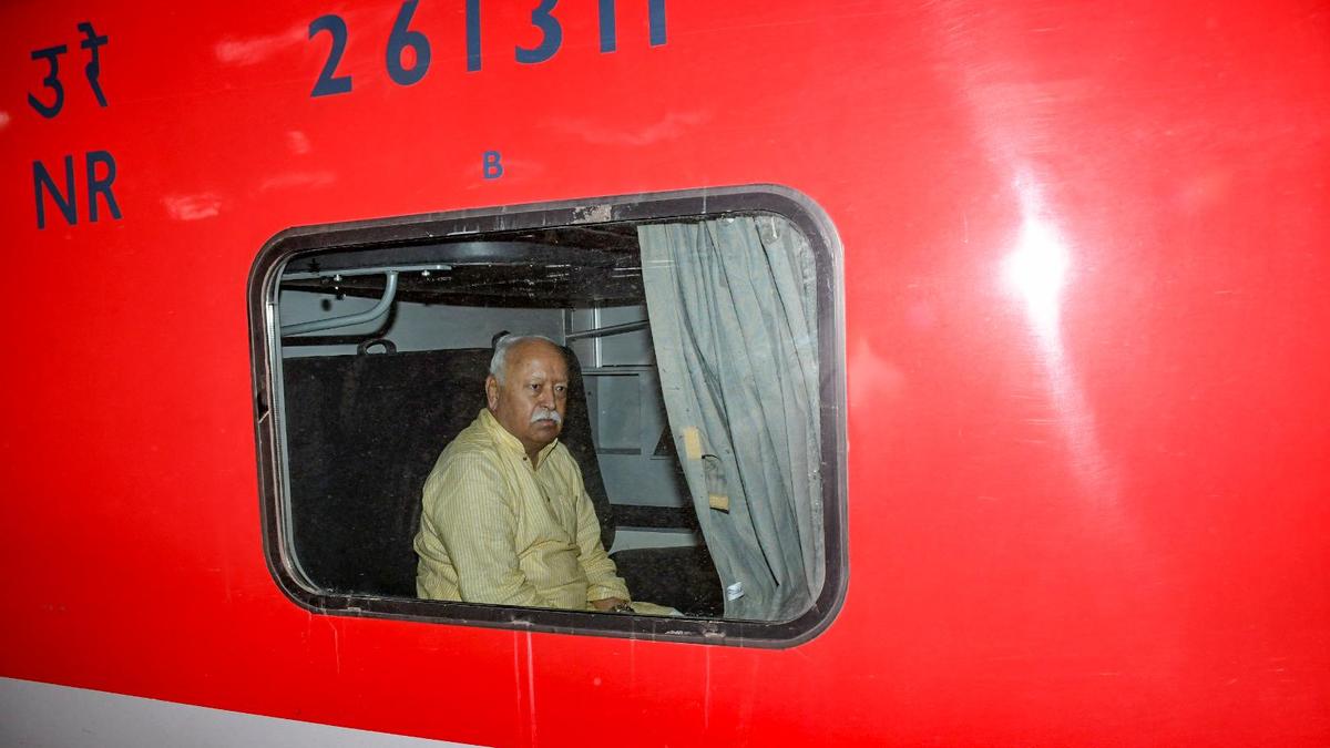 Two Arrested After Stone-Pelting Incident on Train Carrying RSS Chief Mohan Bhagwat