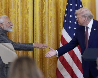 Trump Modi 29704