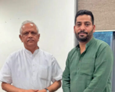 er aijaz hussain with bl santosh