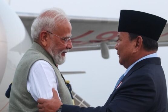 narendra modi in indonesia
