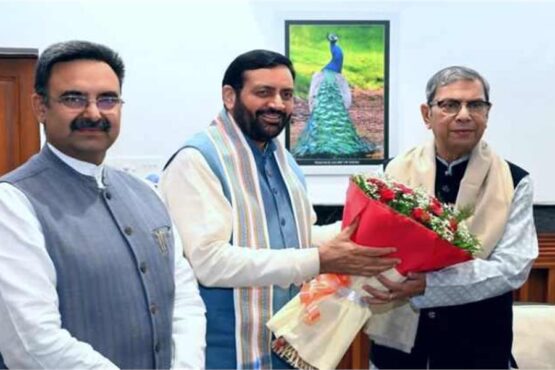 Nayab saini meets governer
