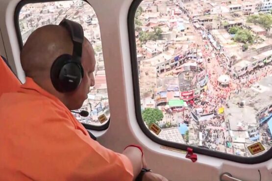 cm yogi welcomes kanwariya