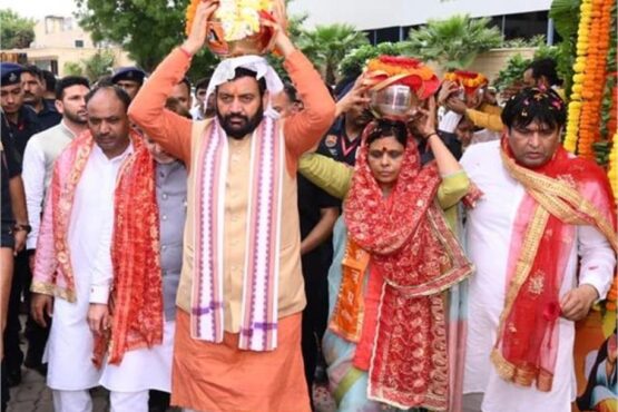 nayab saini in kalash yatra
