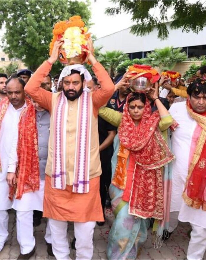 nayab saini in kalash yatra