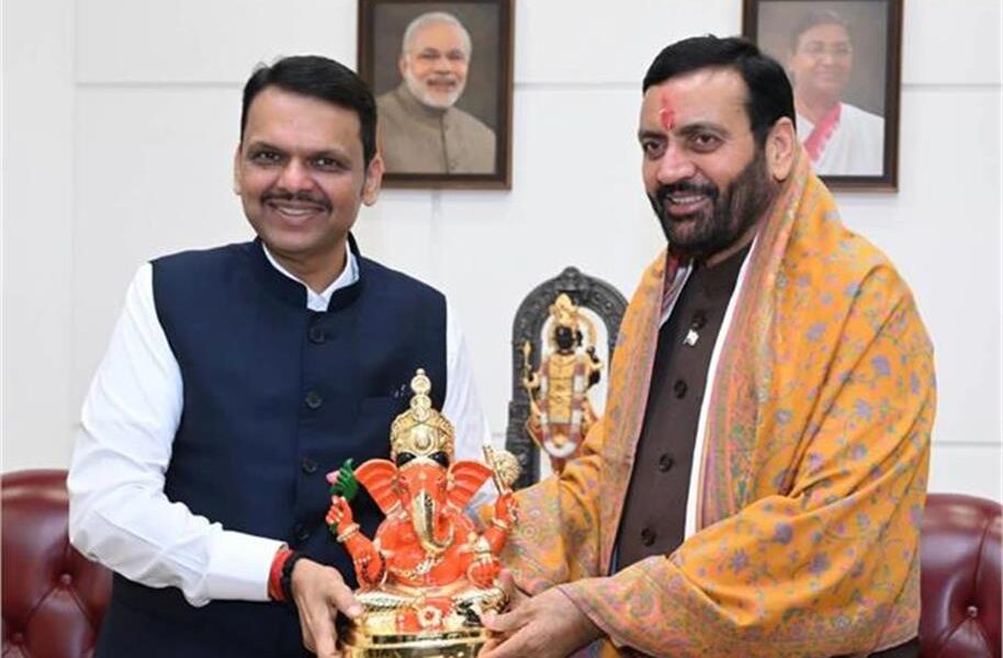 nayab singh saini with devendra fadnavis