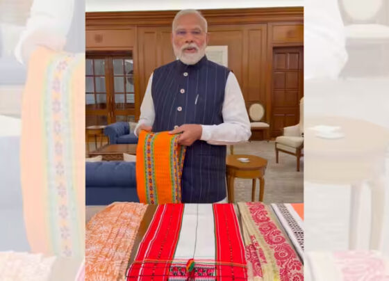 pm modi on handloom day
