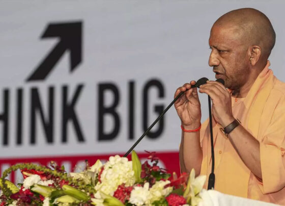 yogi adityanath on sp