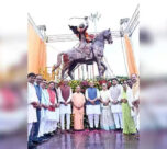 yogi adityanath to clean gomti river