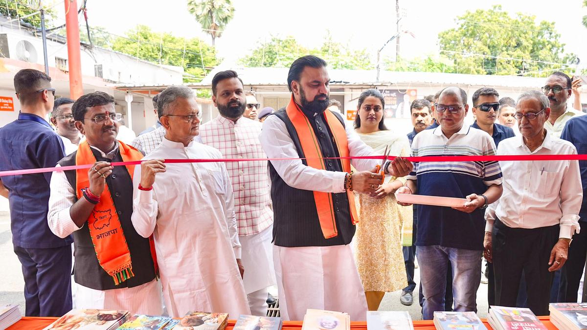 Bihar BJP Lights Over 20 Lakh Diyas to Mark PM Modi’s 76th Birthday