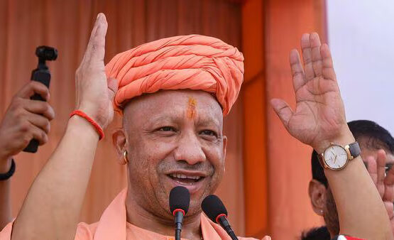 yogi adityanath government suspend officer