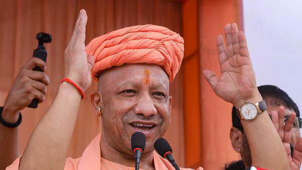 yogi adityanath government suspend officer