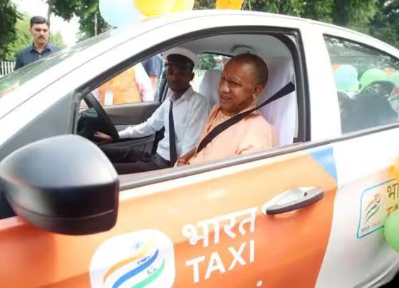 yogi adityanath in bharat taxi