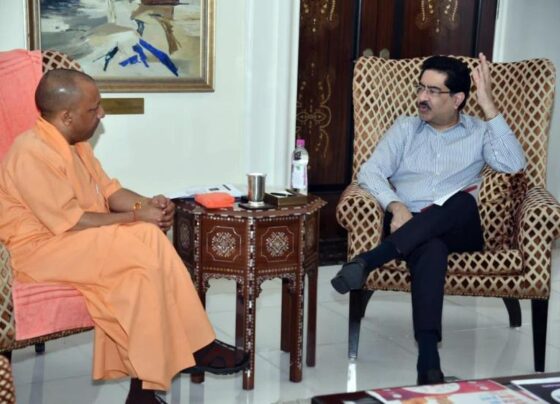 yogi adityanath kumar mangalam birla