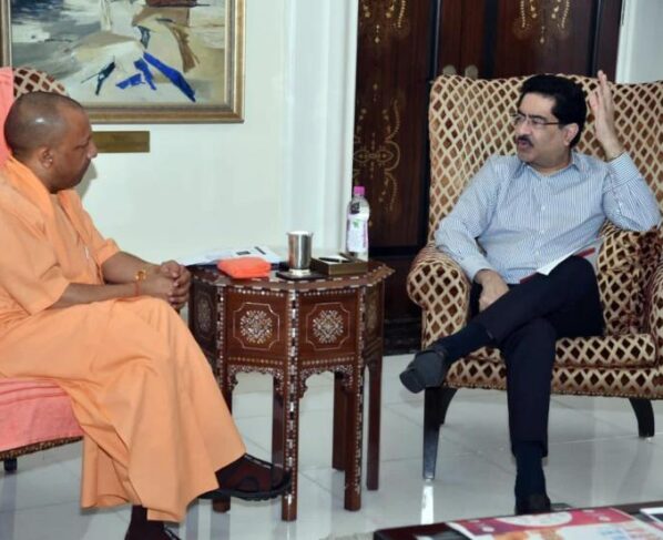 yogi adityanath kumar mangalam birla