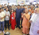yogi with amit shah