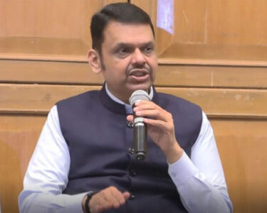 maharashtra pushes crop loan disbursal
