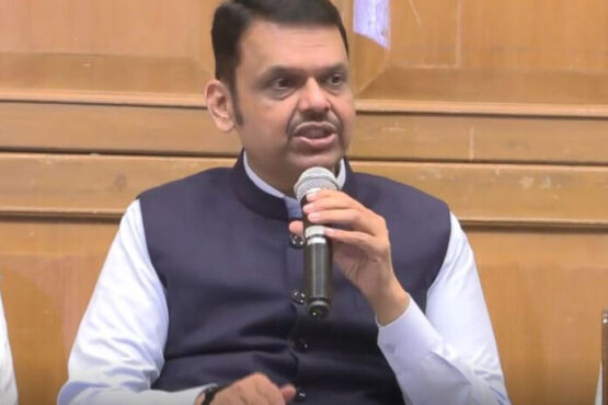 maharashtra pushes crop loan disbursal