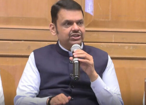 maharashtra pushes crop loan disbursal